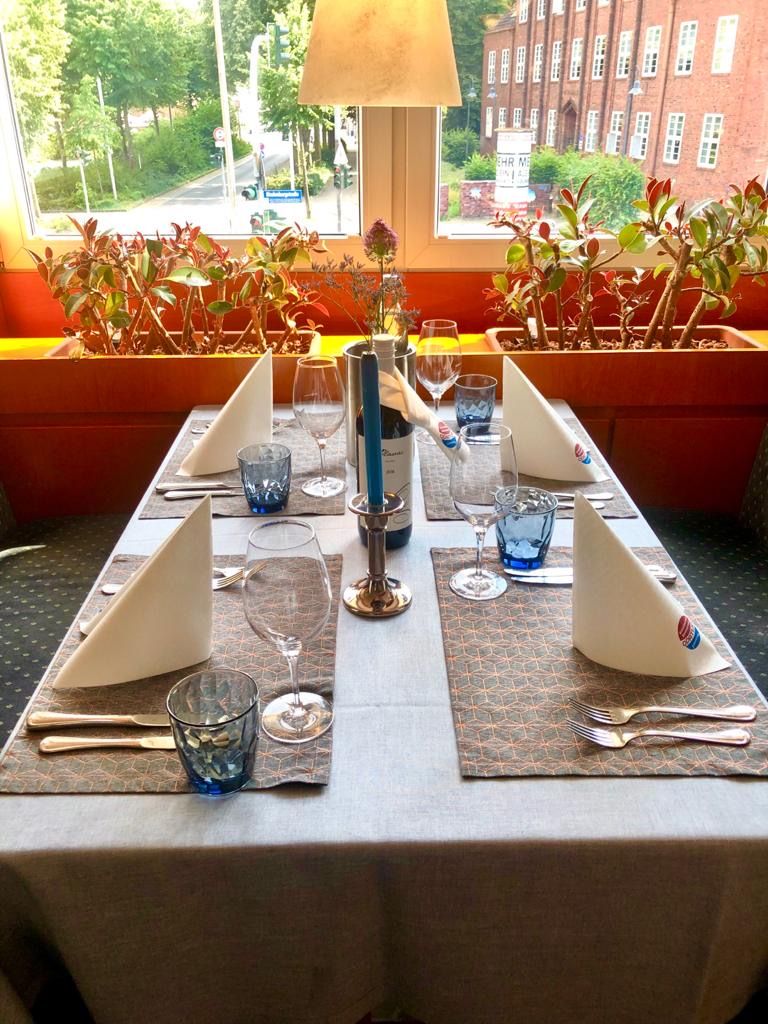Gedeckter Tisch im Opatija Restaurant Lüneburg